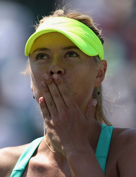 莎拉波娃在塞尔维亚队比赛中大比分获胜，晋级下一阶段引发热议！比赛高潮迭起的简单介绍