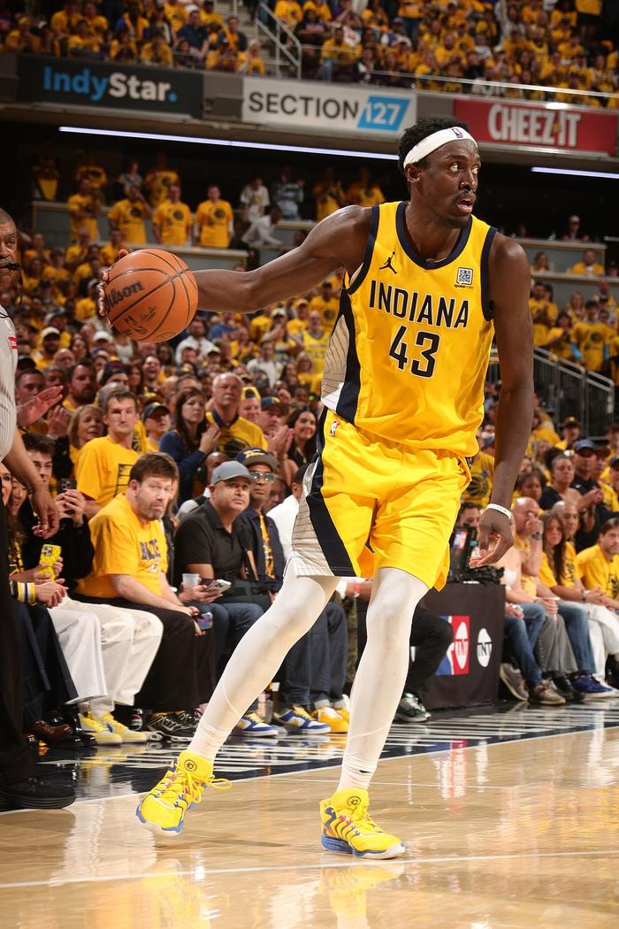 九游娱乐-爆冷首场状态出色，热火观众沸腾！，西亚卡姆重返赛场上演精彩一战(温柔厮杀by响水笔趣阁)