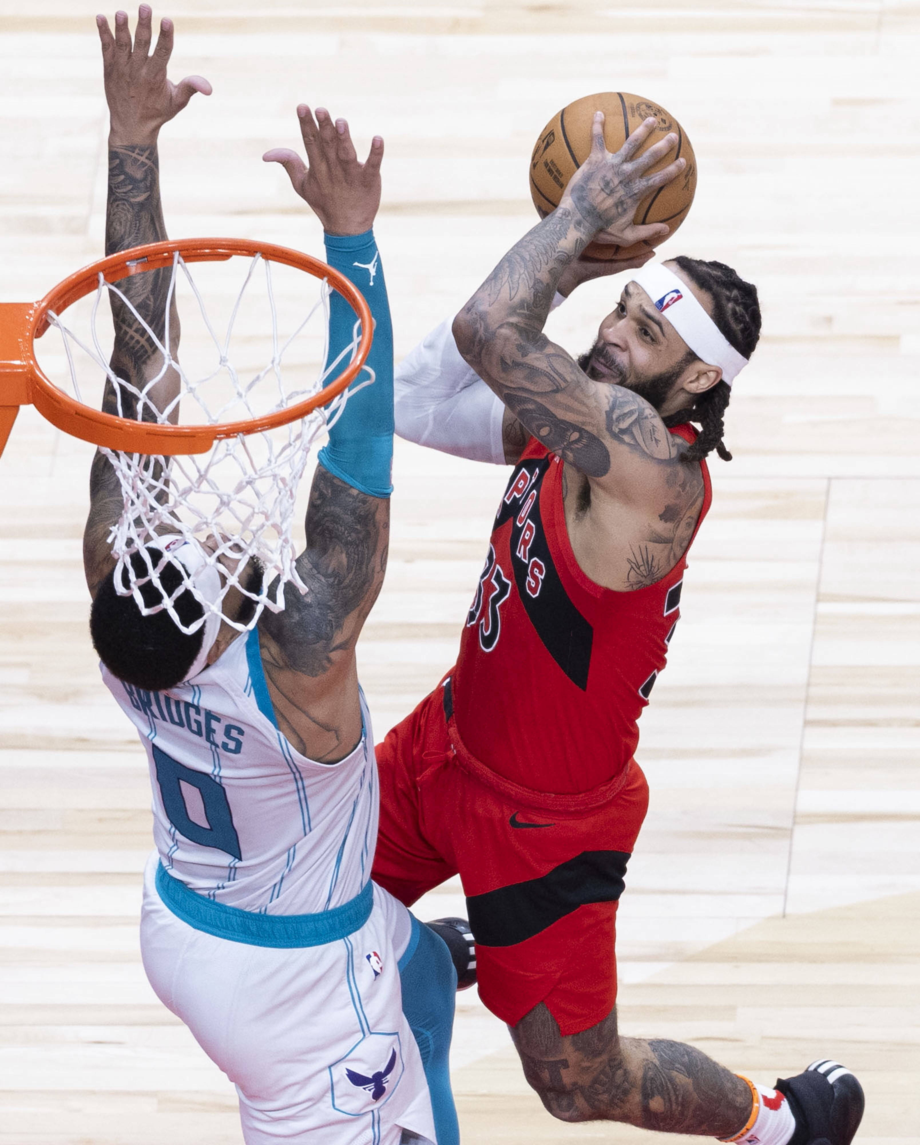 里程碑夜夏洛特黄蜂临场应变，全明星赛今晨刷纪录，媒体盛赞，医务组通报恢复(首个跑进10秒的黄种人)