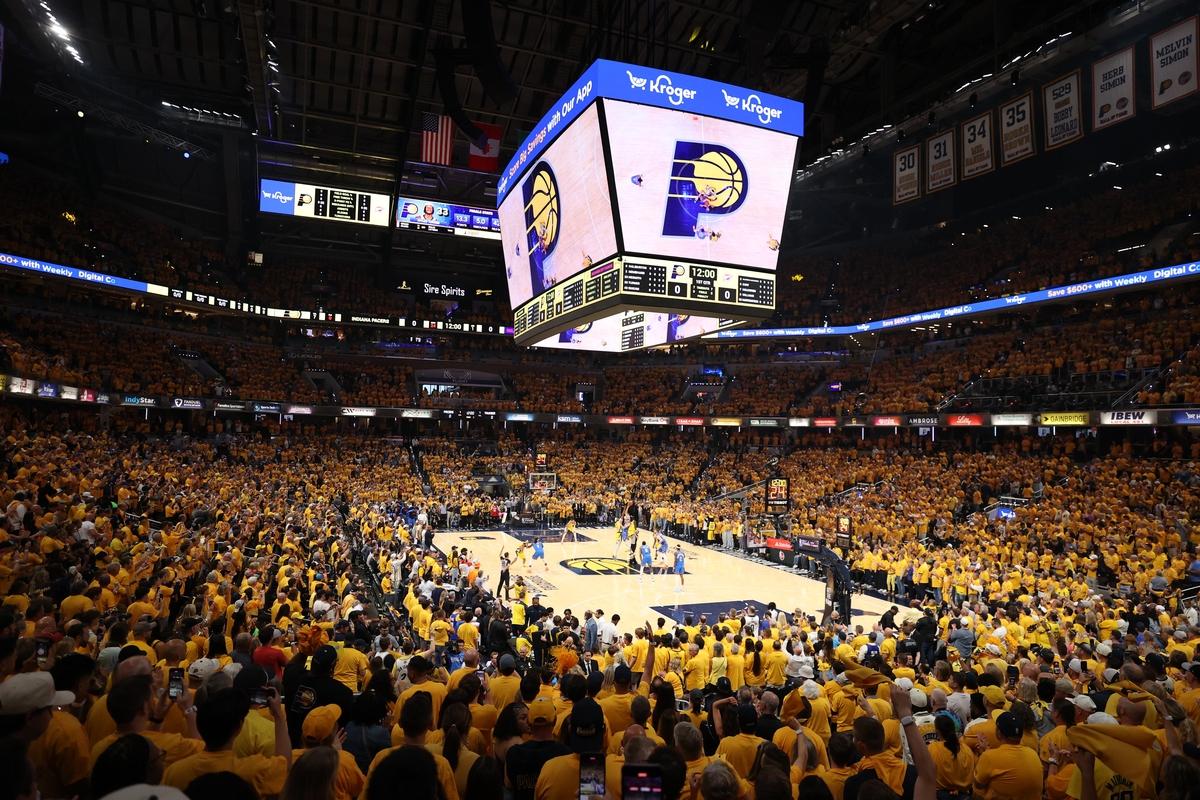 包含NBA总决赛赛程吃紧；北京国安今夜内部沟通；悬念犹存；纪律约束更严格的词条