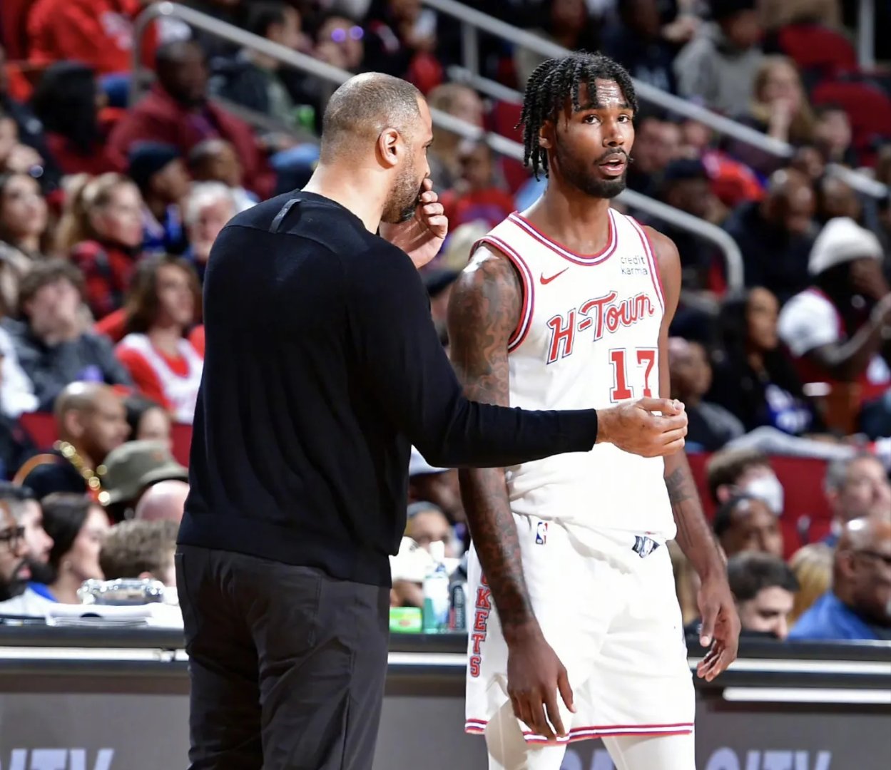 清晨NBA常规赛传出新动向，里昂遗憾出局，管理层表态：更衣室稳定，轮换策略成焦点