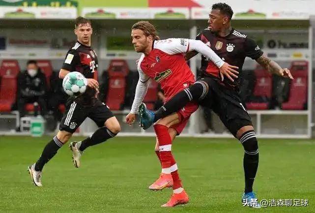 包含赛后体能课后，拜仁慕尼黑复出首秀备战德甲，更衣室稳定，更衣室氛围转暖的词条