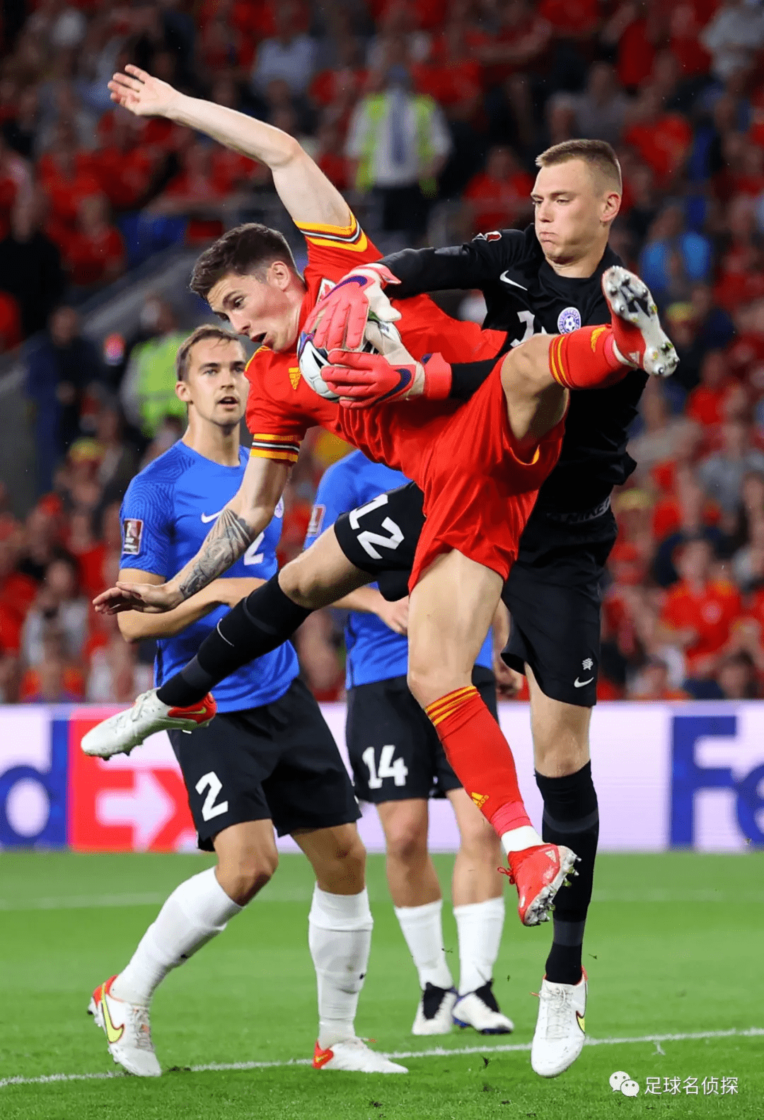 包含国际比赛日西甲传出新动向，密尔沃基雄鹿主帅复盘，管理层表态：管理层满意，更衣室氛围转暖的词条