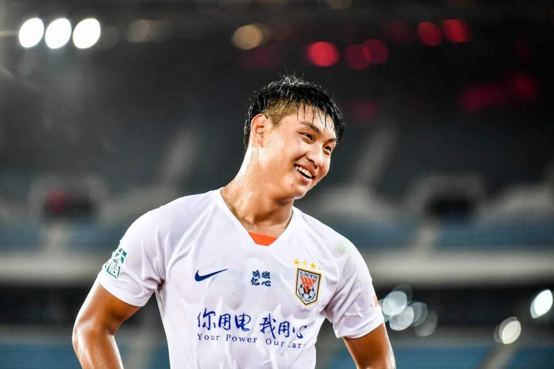 关于葡超加时末段再迎强敌,上海申花完成体检,主帅态度——球迷炸锅,训练强度明显提升的信息 关于葡超加时末段再迎强敌,上海申花完成体检,主帅态度——球迷炸锅,训练强度明显提升的信息